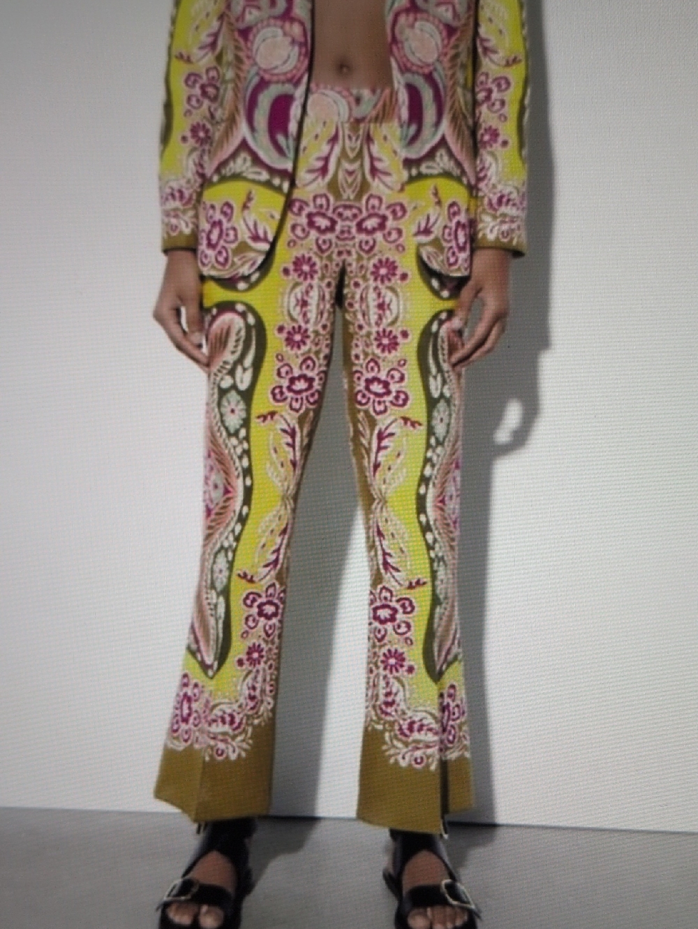 Zara NWT Multi Colored Retro Print Pants